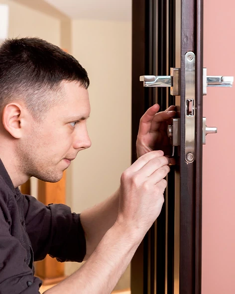 : Professional Locksmith For Commercial And Residential Locksmith Services in Hawthorne, CA